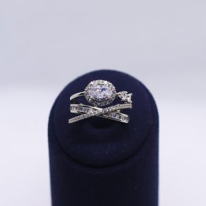 Crisscross radiance ring silver