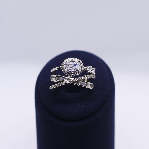 Crisscross radiance ring silver