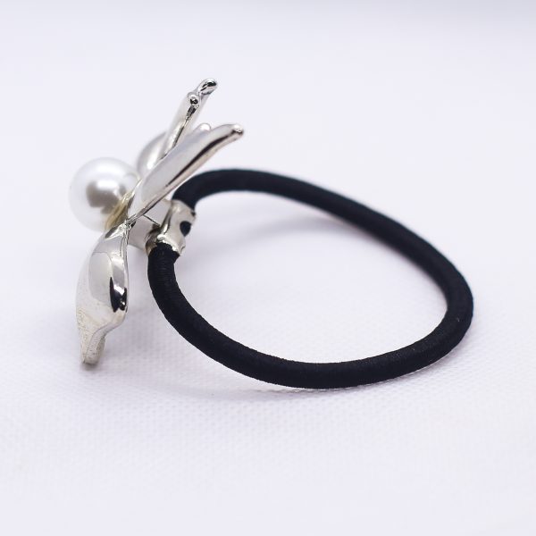 Ribbon with pearl pony cuff - Image 2