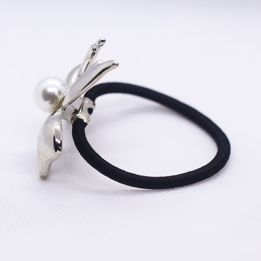 Ribbon with pearl pony cuff - Image 2