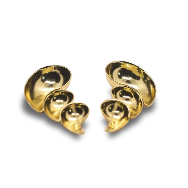 Tri-drop golden earring - Image 4