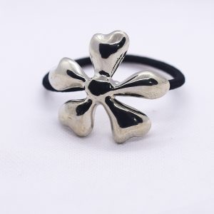 Jasmine pony cuff