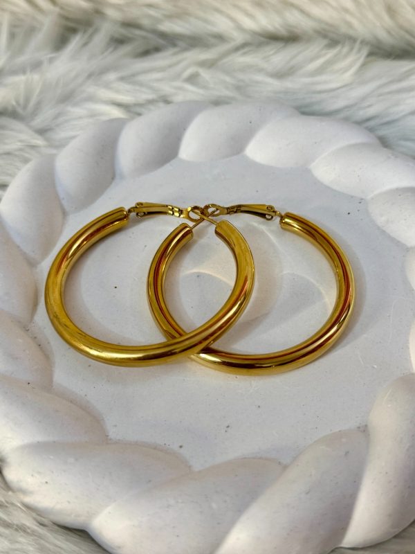 Chunky golden hoop earrings