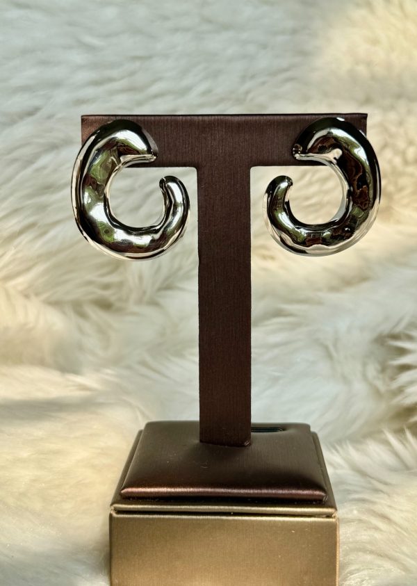 Molten silver open hoops earrings - Image 2