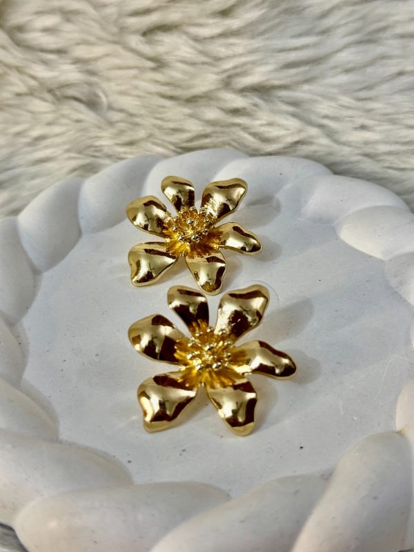 Chunky Golden Cosmos earrings - Image 3