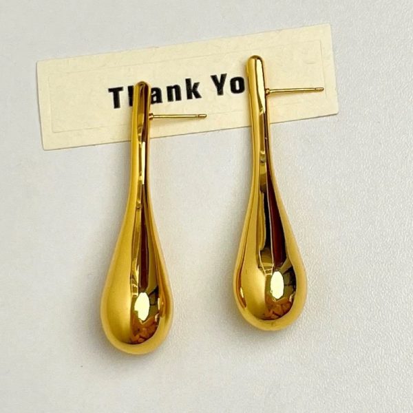 Long drop Golden earrings - Image 3