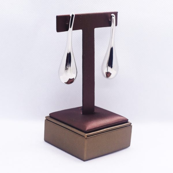 Long drop Silver earrings - Image 2