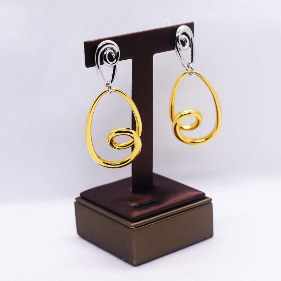 Bohemian duo-toned earrings - Image 2