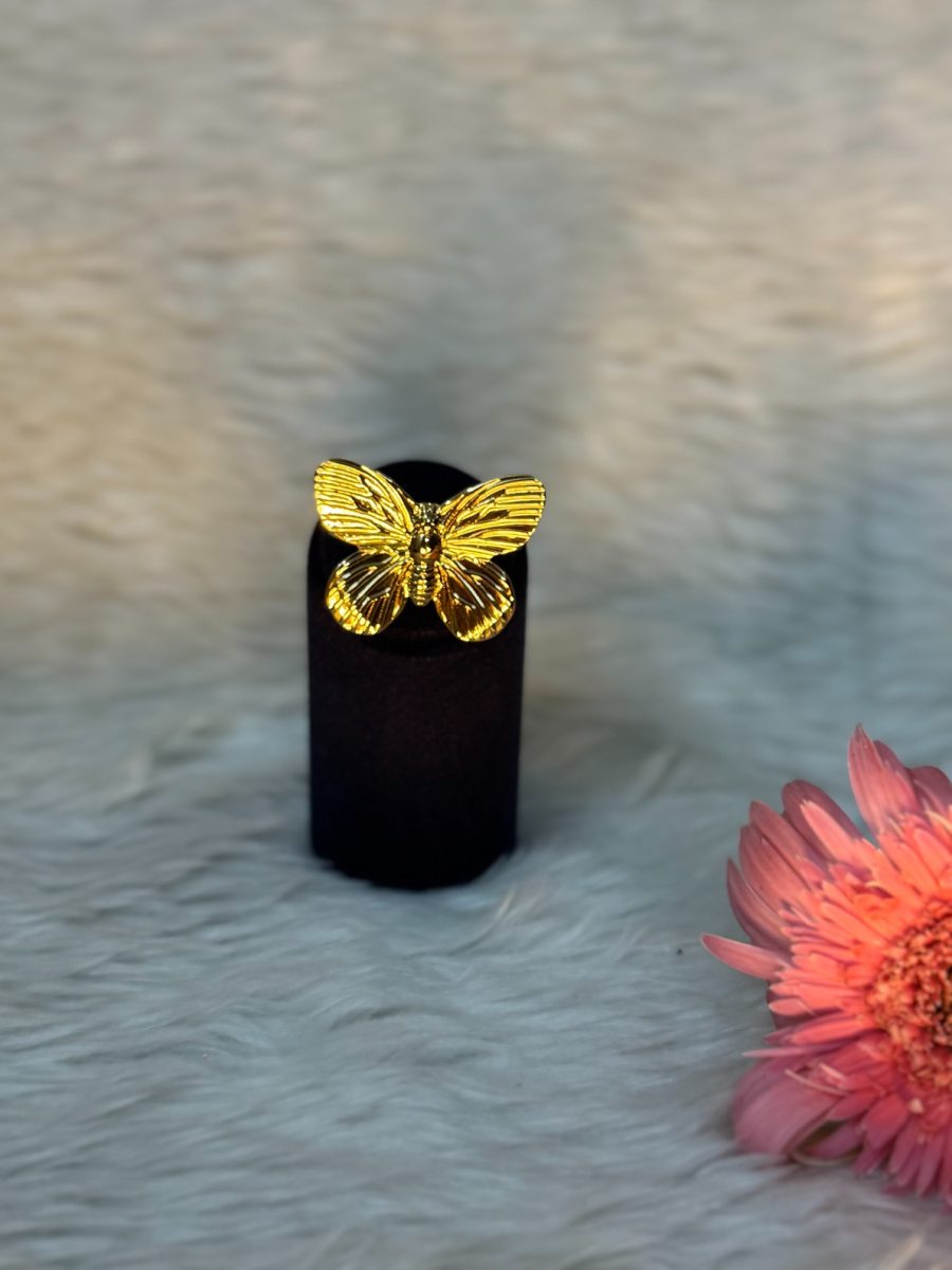 Gilded butterfly chunky ring