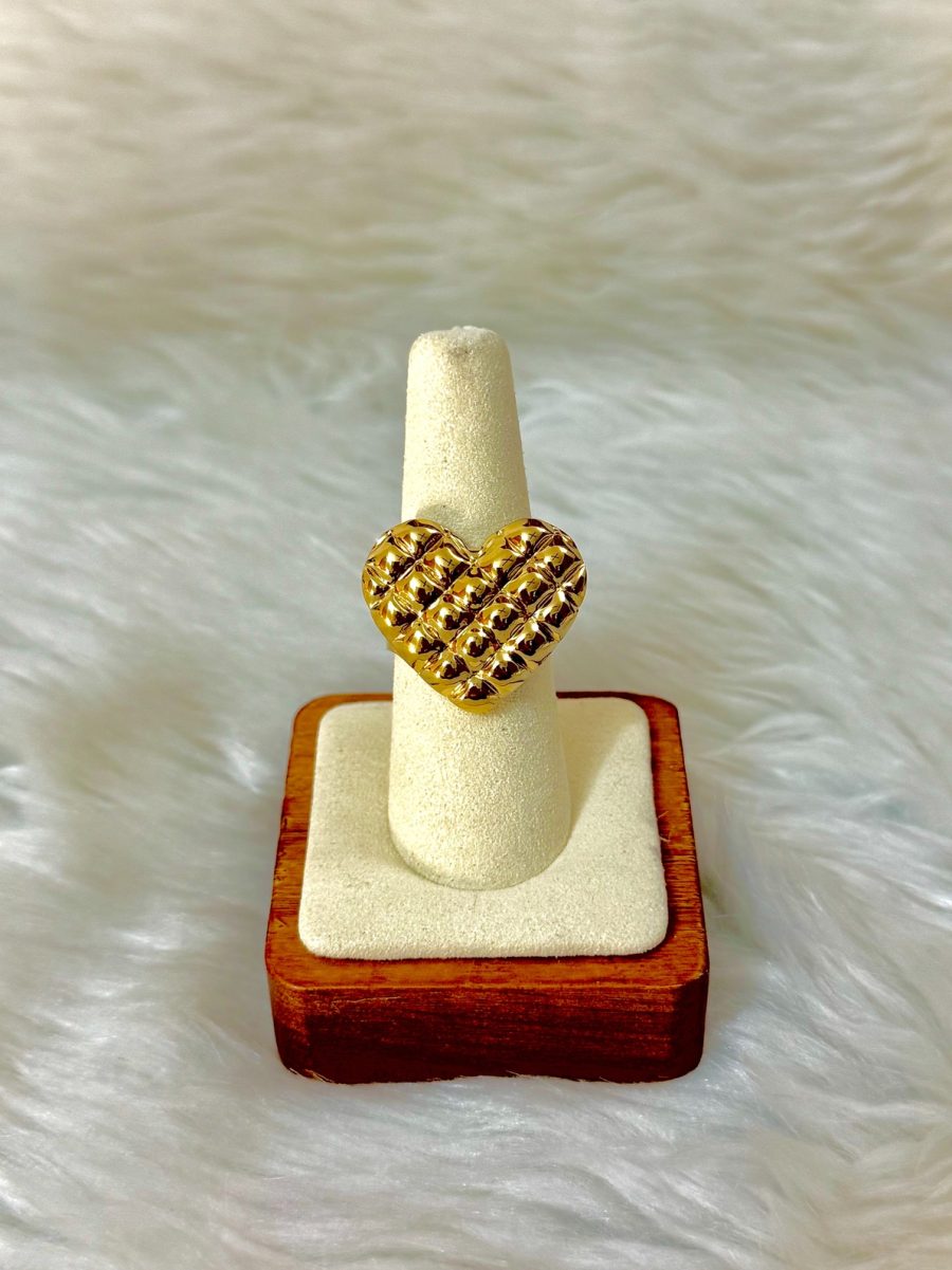 Quilted heart chunky ring