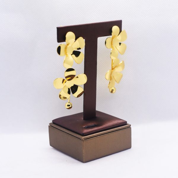 Golden floral bloom statement earrings - Image 2