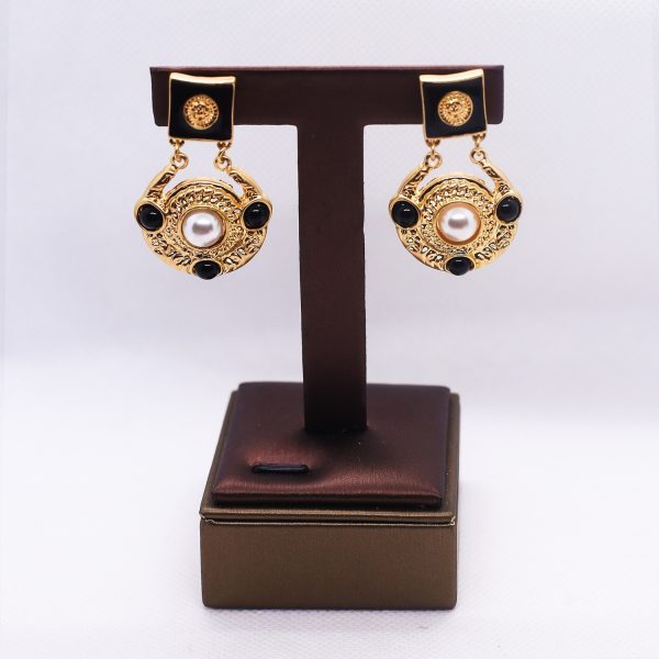 Vintage onyx gripoix Natasha Stambouli earrings