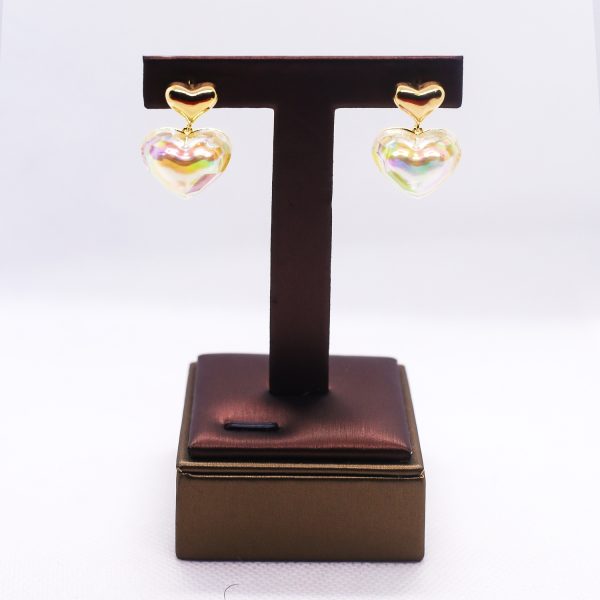 Sweetheart mother pearl drop earrings