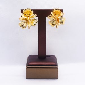 Dahlia hoop earrings