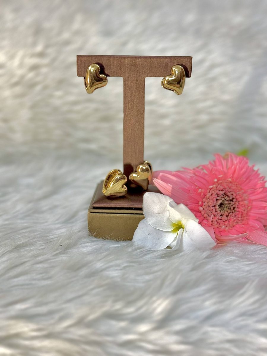 Golden heart sleeper earrings