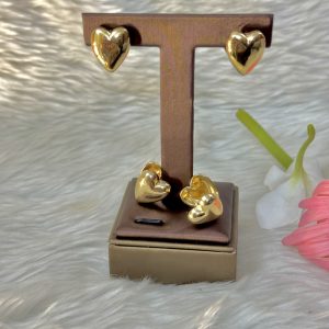 Golden heart sleeper earrings