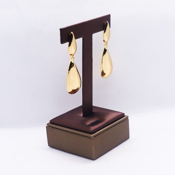 Golden tear-drop dangler earrings - Image 2