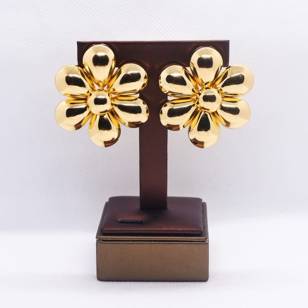 Golden chunky butter-cup earrings