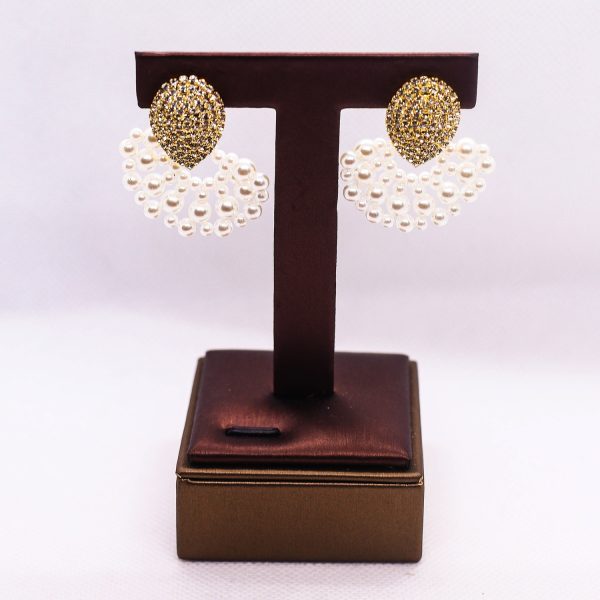 Pearle scent earrings