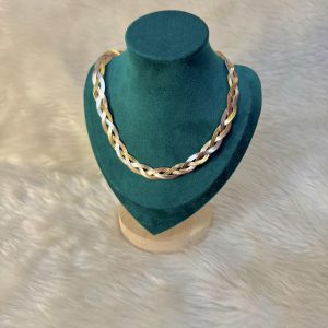 Braided serpentine choker