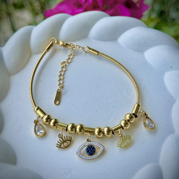 Eyes on me bracelet